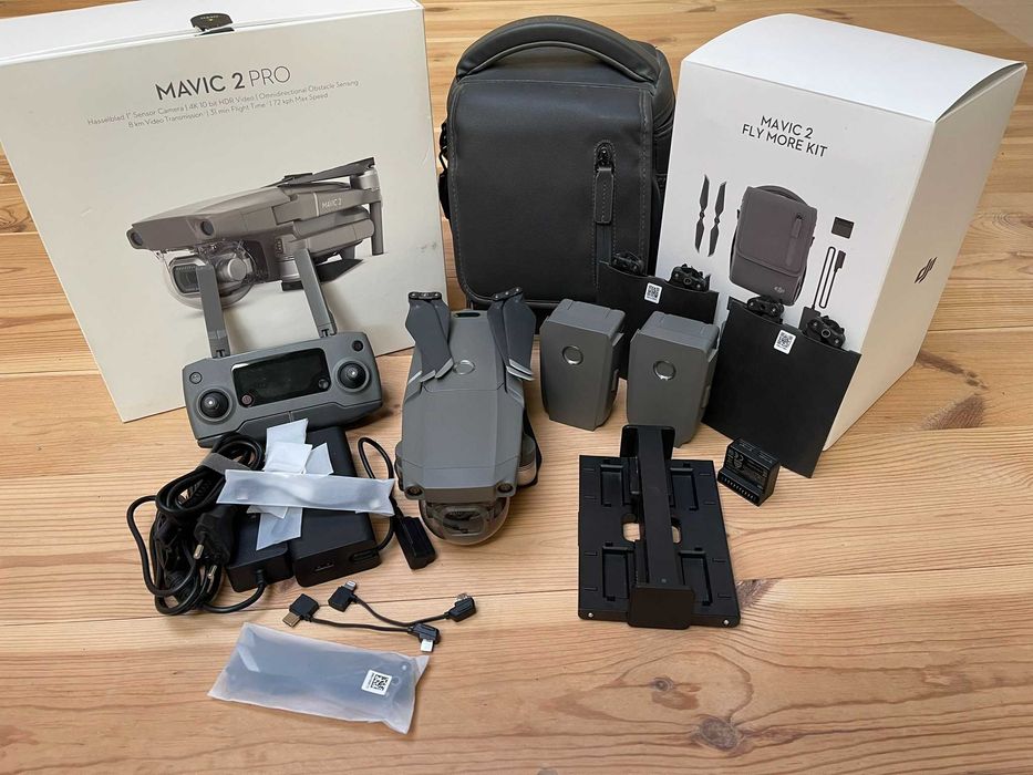 Дрон DJI Mavic 2 Pro / Fly More More Combo