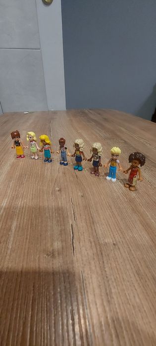 Figurki lego friends 8 szt