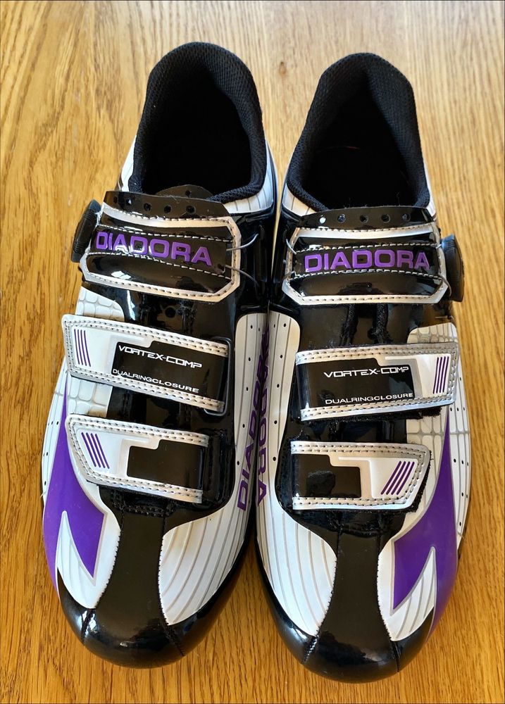 Buty rowerowe diadora kolarzówka rozm. 39 piękne j.nowe