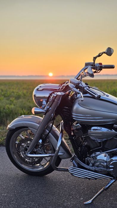 Yamaha xv1900 stratoliner xvs 1900 xv1900s круізер ямаха midnight star