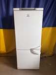Холодильник Indesit vac-21