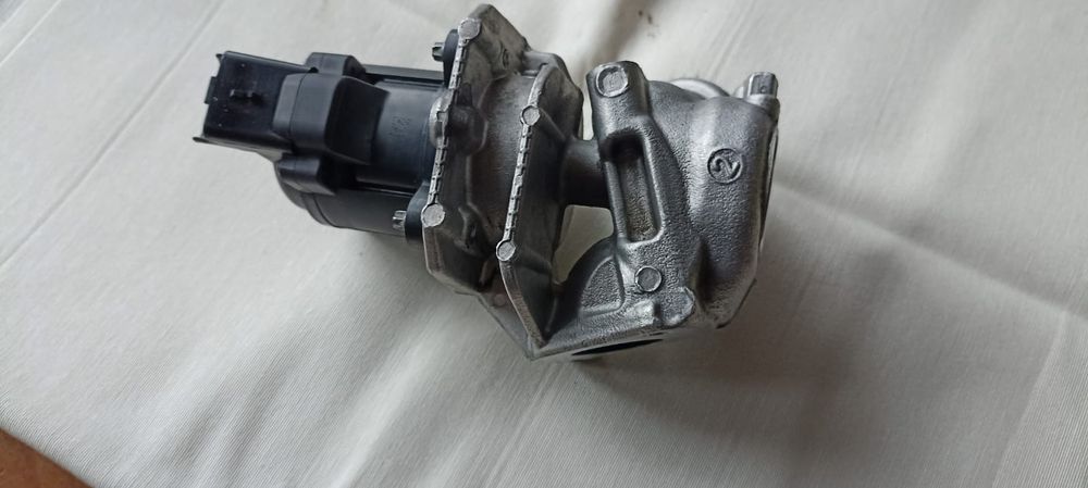Vendo válvula EGR para Citroen C4