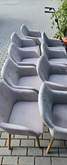 Krzesła komplet 499 za 10 szt.