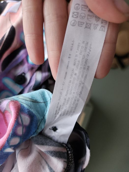 Damska koszula krótka crop z długim rękawem S Bershka kolorowa z wzore