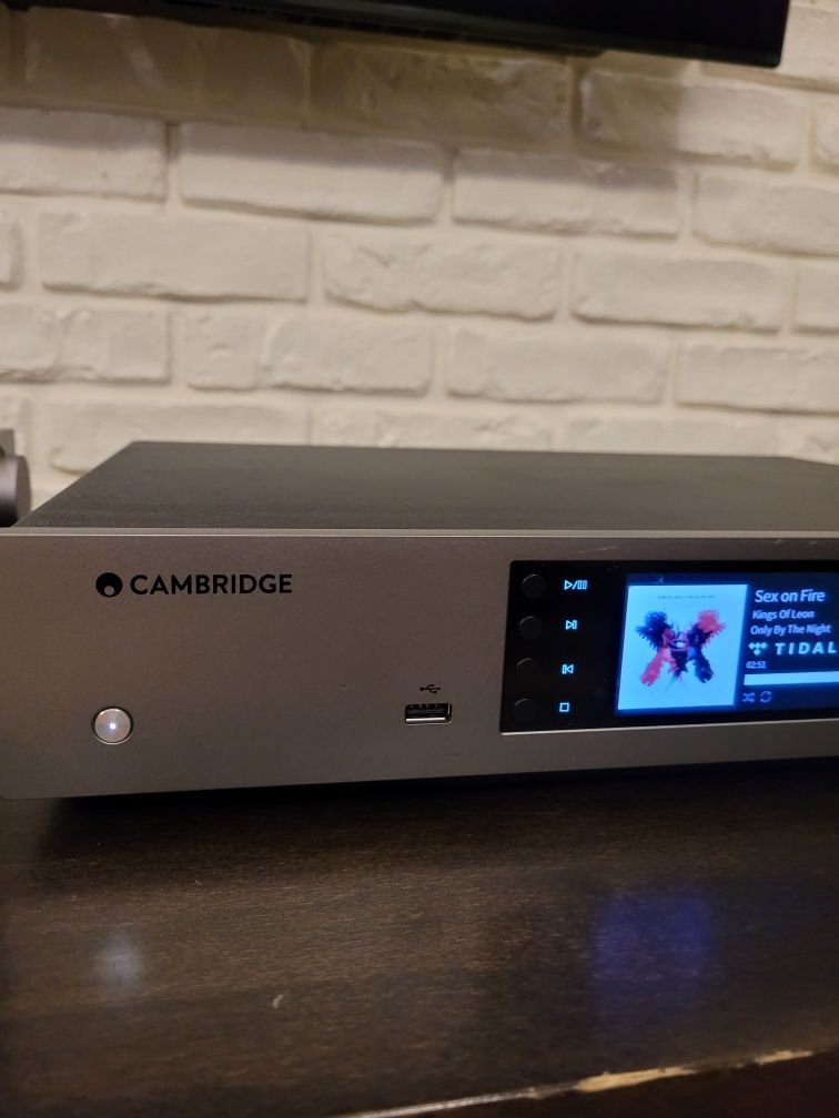 Cambridge audio cxn 2 v2