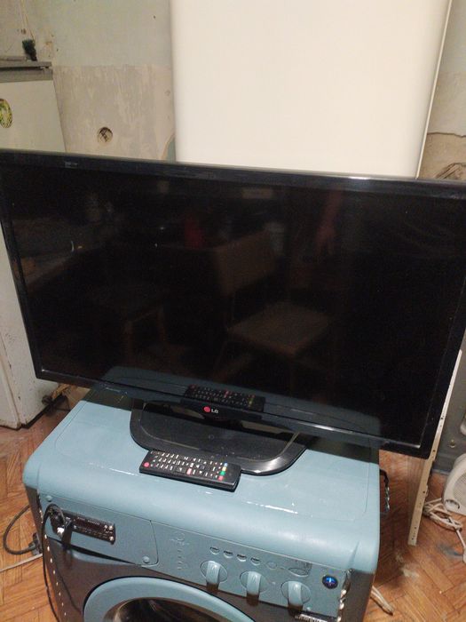 Продам лед телевізор LG 32 діагональ