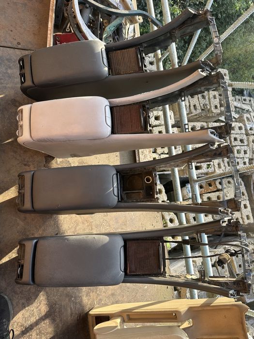 Підлокітник Підлокотник центральна консоль Mercedes w203