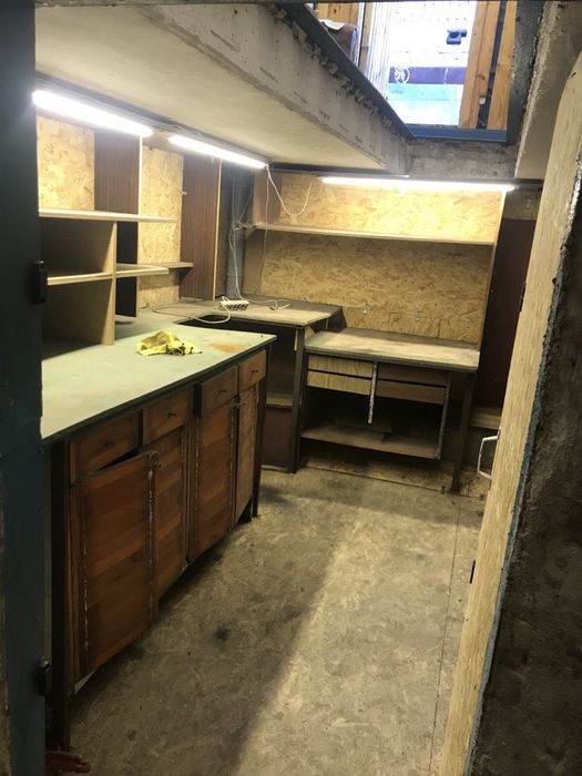 Продам приватизований гараж на Шухевича