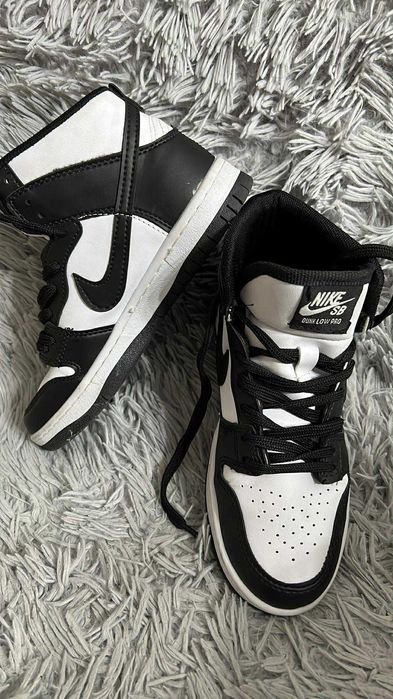 Buty Nike Dunke Panda high rozmiar 37