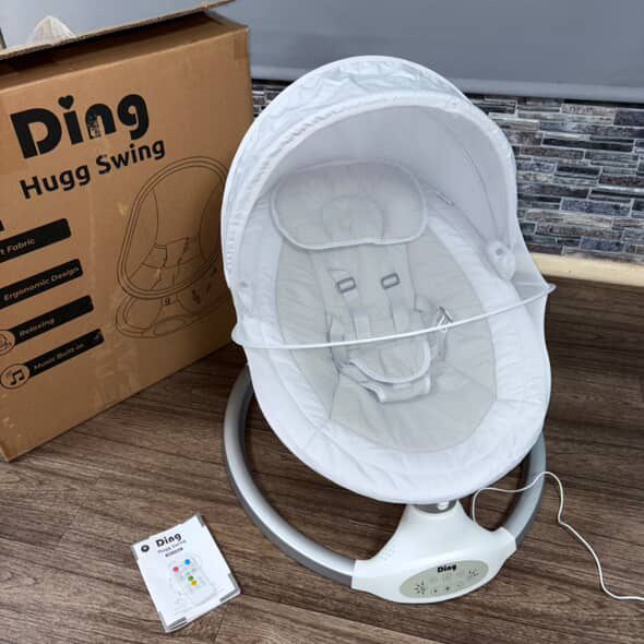 Заколисуючий центр Ding