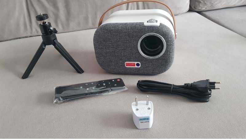 Projetor Android 5G / Blitzwolf / WiFi / 3300 Lumens/ 1080p (NOVO)