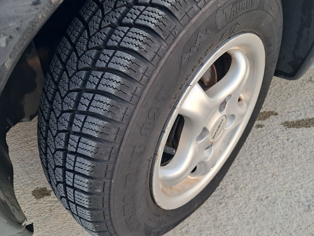 Opel Corsa C bez rdzy doinwestowany