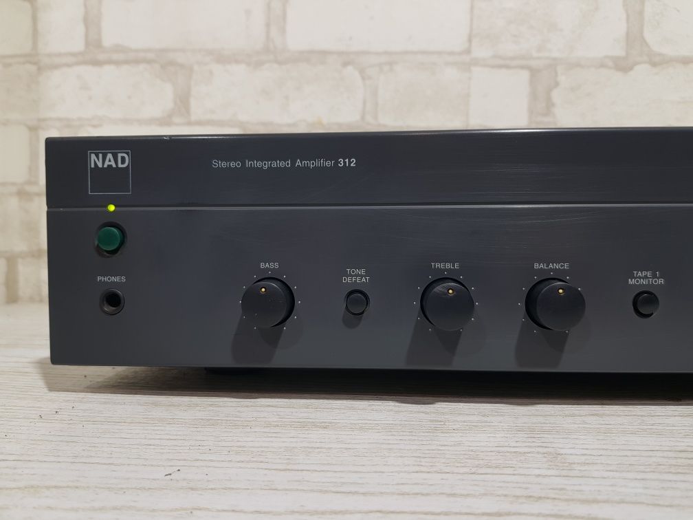 Стерео підсилювач NAD 312, *2x35 Вт, б/у з Німеччини