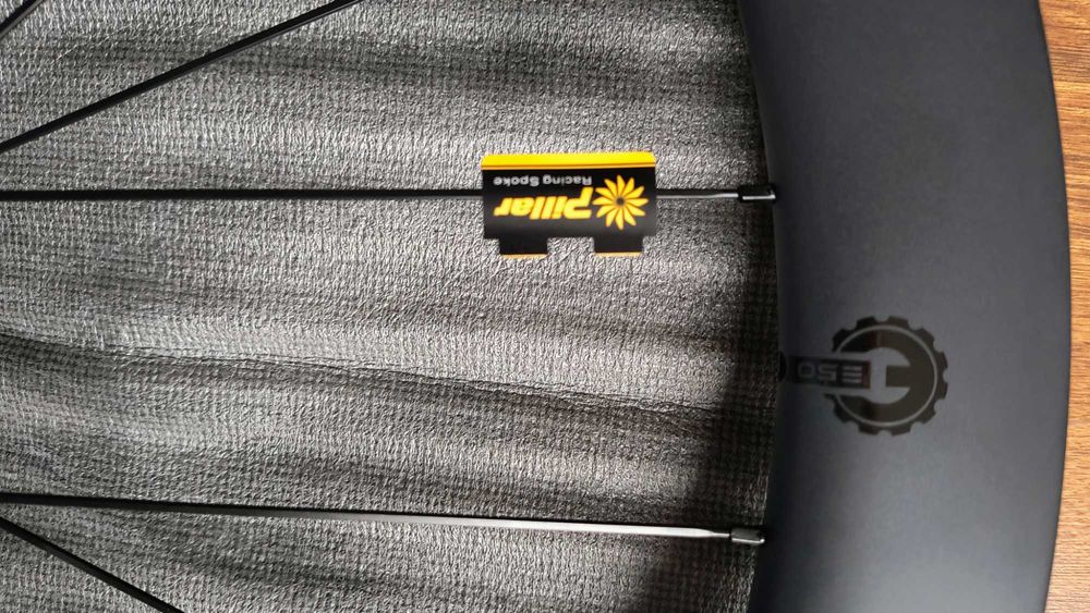 Nowe koła carbonowe ELITEWHEELS ENT 2.0