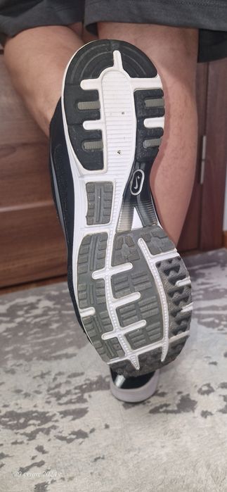 Кросівки чоловічі для бігу,фітнесу Nike