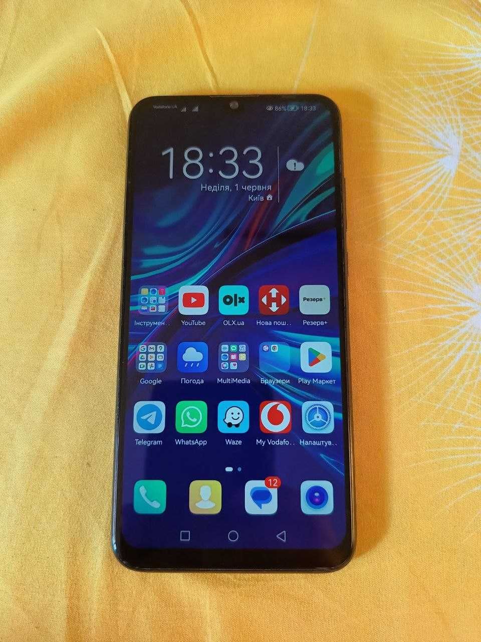 Робочий/усе працює Смартфон : Huawei P Smart 2019 3/64 GB Midnight Bla