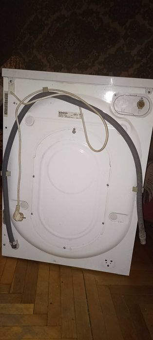 Пральна машинка Ariston