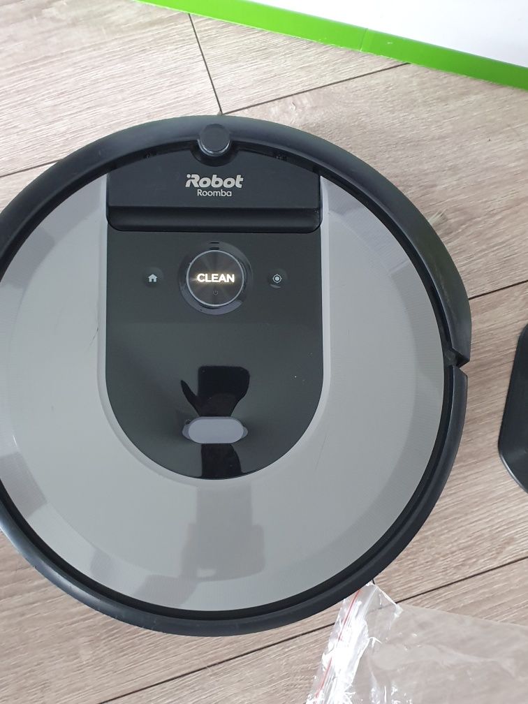Robot sprzątający Roomba i7