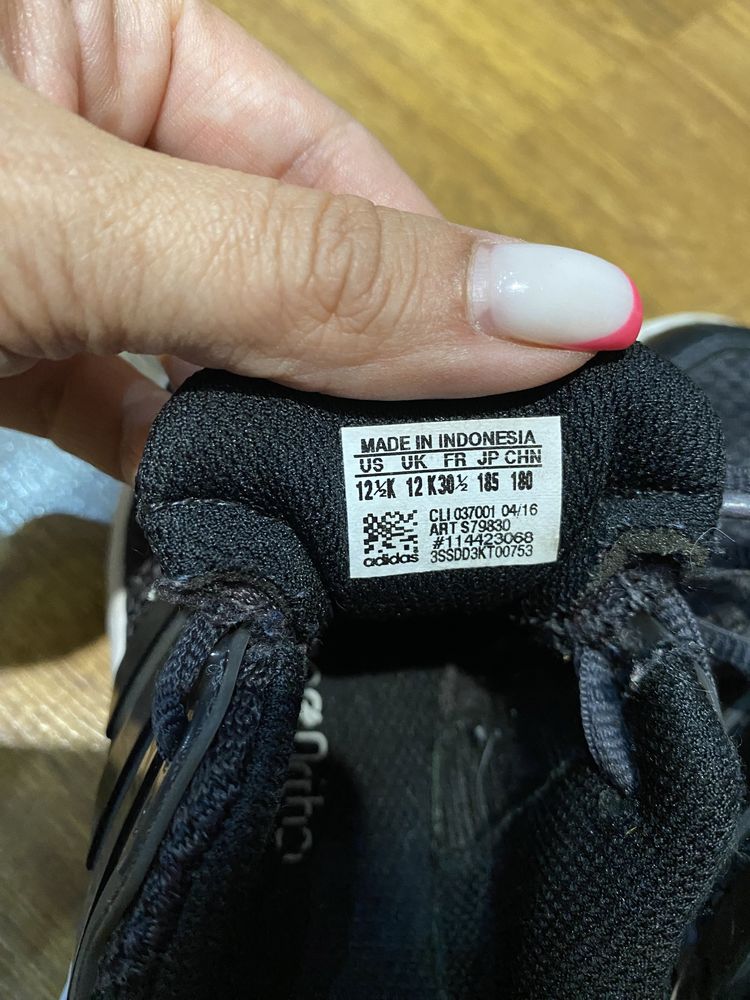 Кроссовки Adidas оригинал размер 12,5( 18 см)