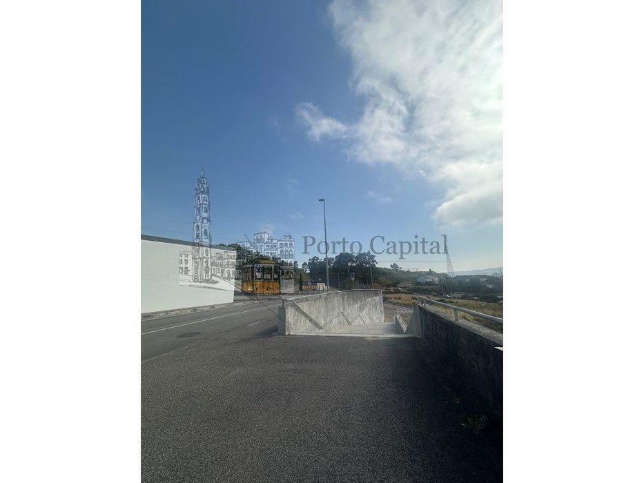 Terreno em Campanhã no Porto.