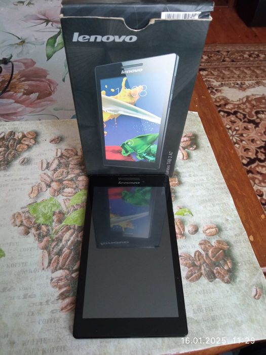 Планшет Леново...