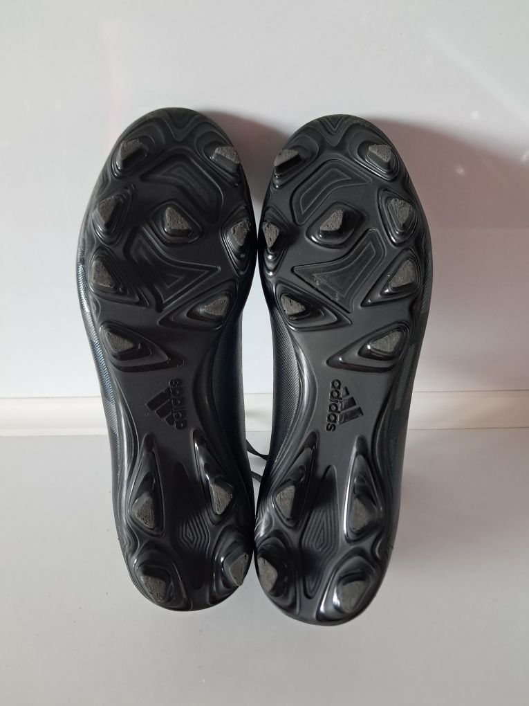 Adidas   бутсы .