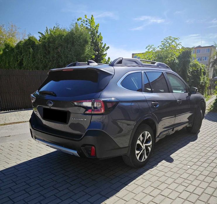 Subaru Outback 2020 року