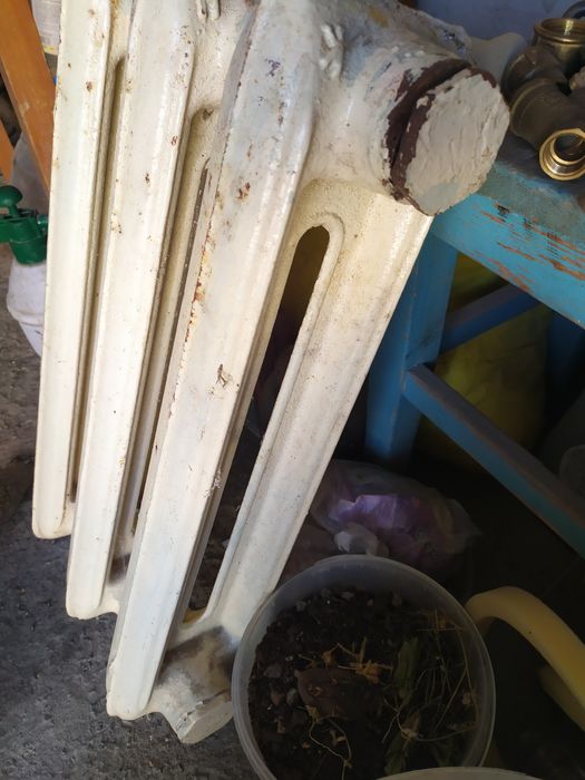 Чугунный радиатор