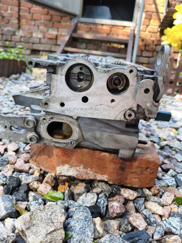 Головка ГБЦ 1.6 TDI CAYC (б/у)