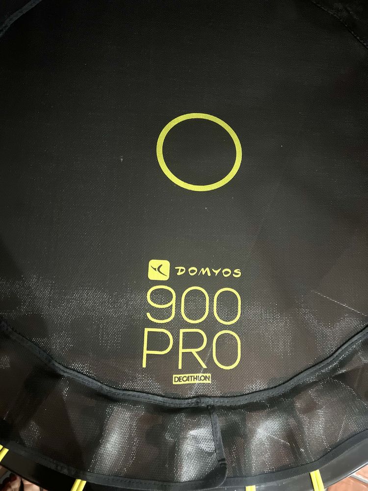 Trampolim como novo