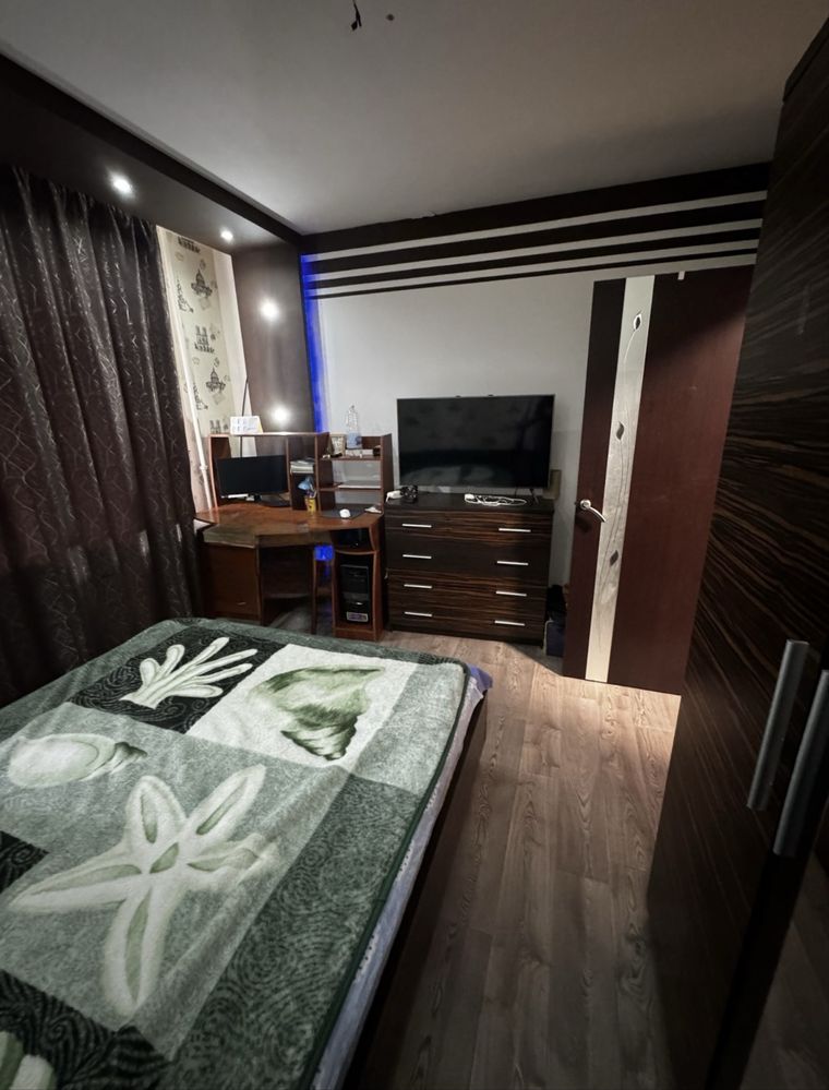 Продам 2-ком.кв.Левый берег,9мкрн.КТ«Мир»
