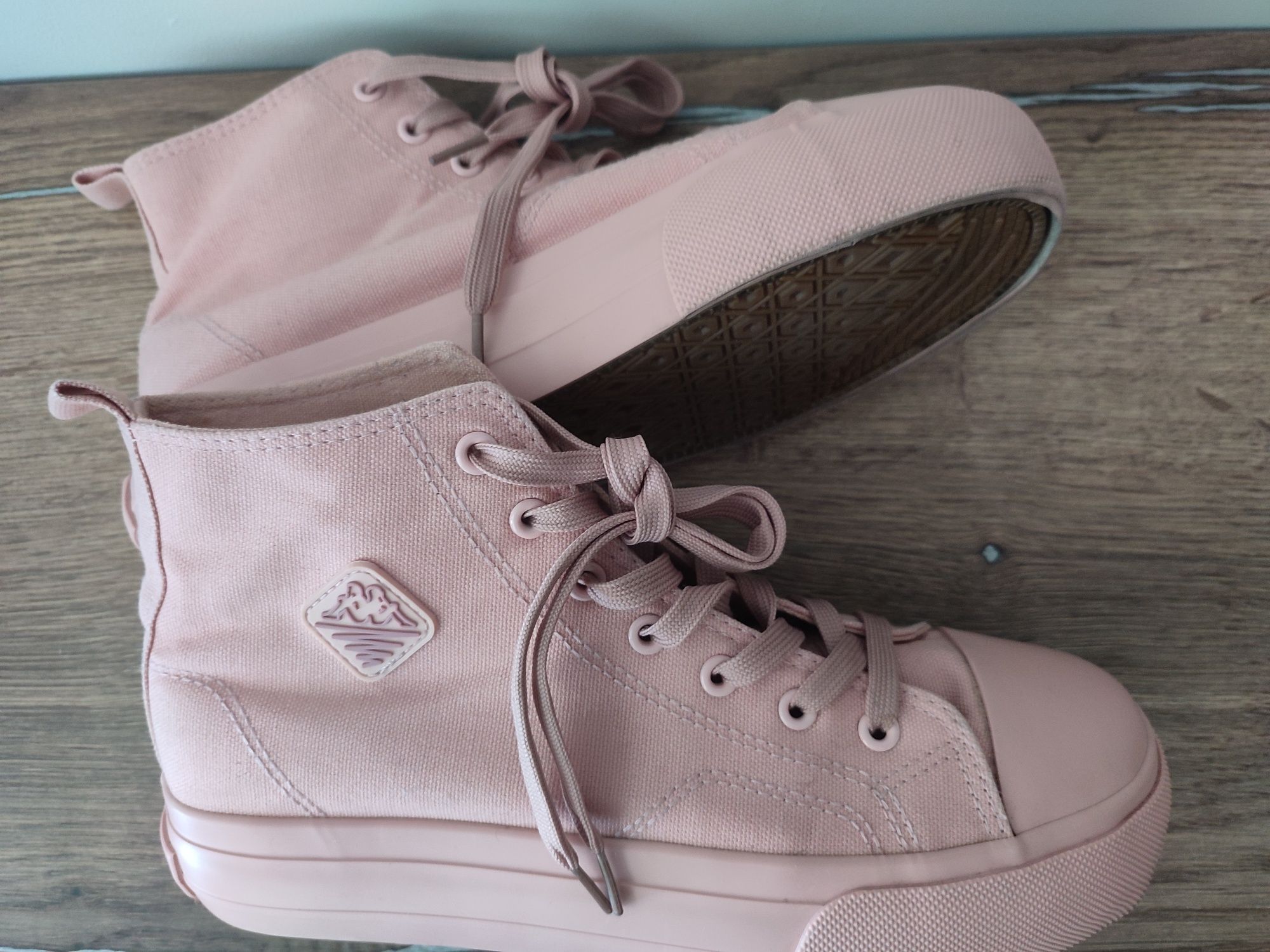Kappa. Damskie buty trampki. Rozmiar 39