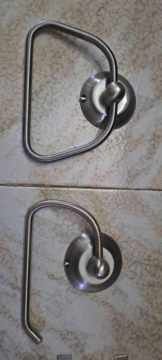 Conjunto de 4 toalheiros e 1 suporte Papel WC