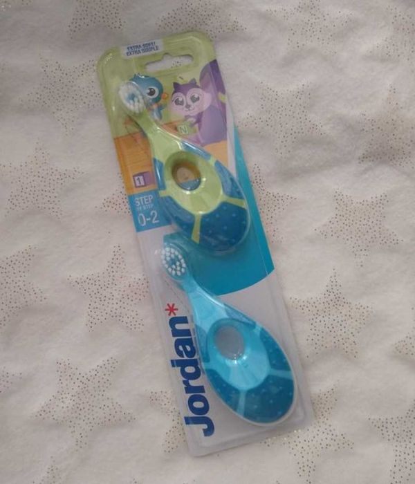 Szczoteczka do zębów dla chłopca dwupak Jordan 0-2 latka