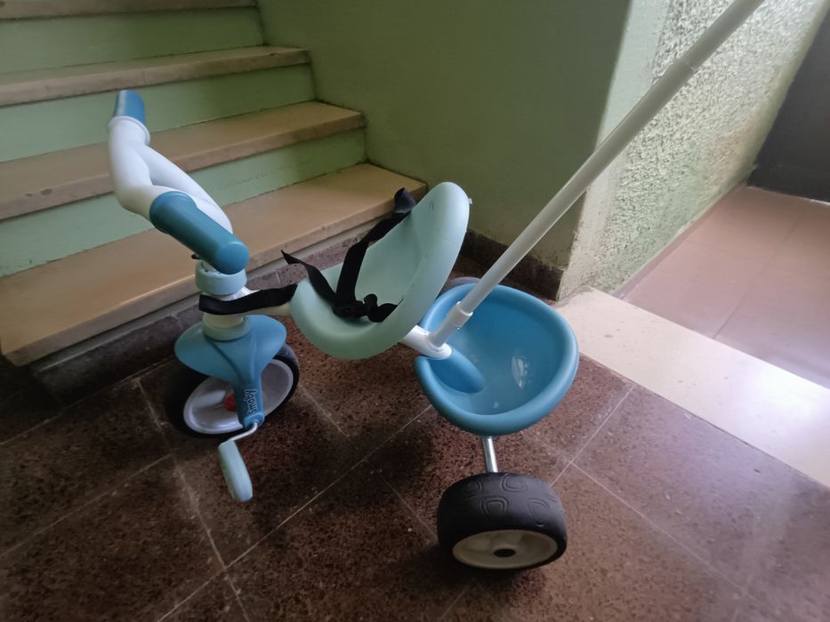 Triciclo como novo