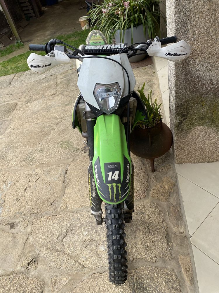 Kawasaki kxf 450 matriculada