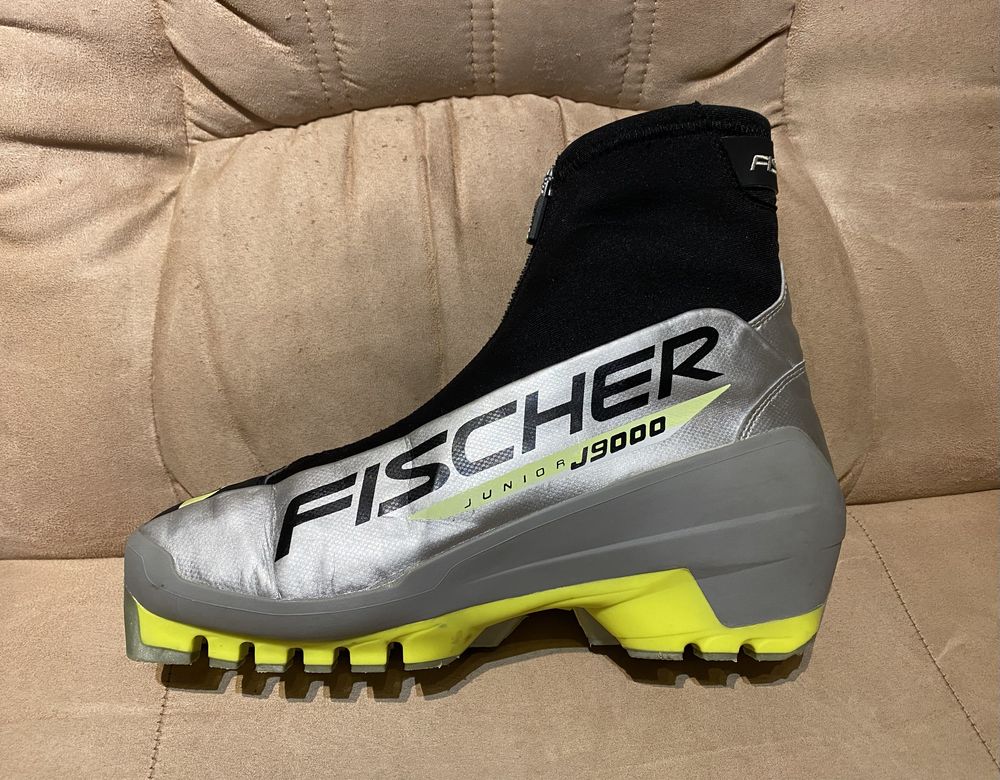 Fischer J9000 buty biegowe do nart biegowych SNS 41