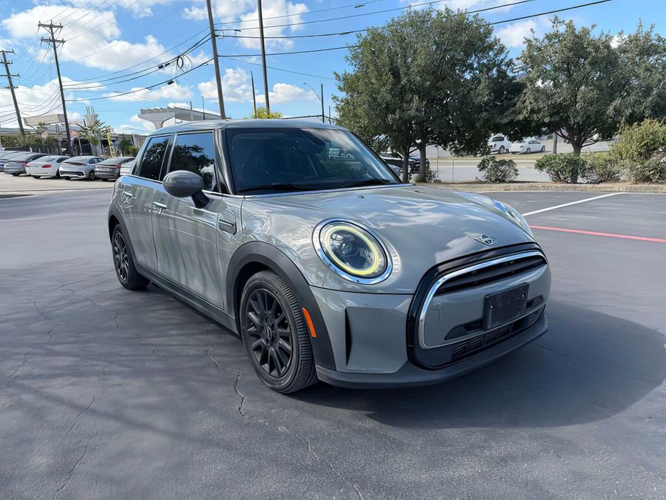 MINI Cooper      2023