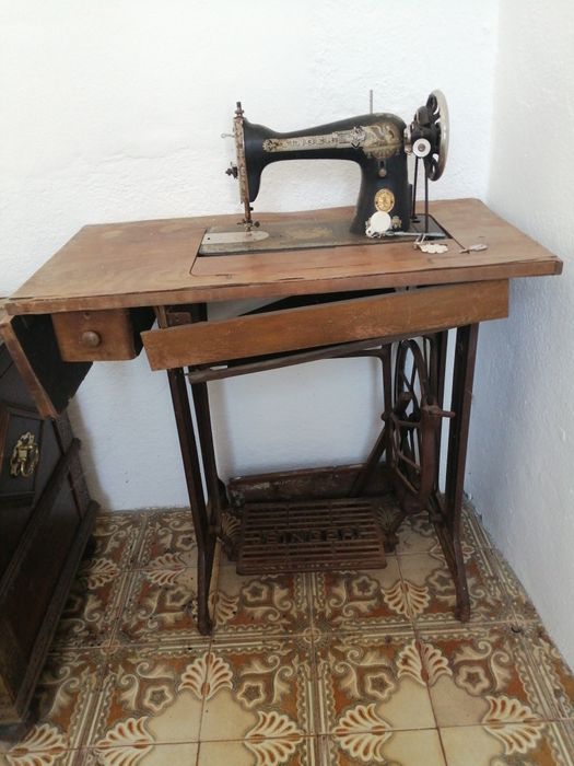 Máquina Costura Singer antiga