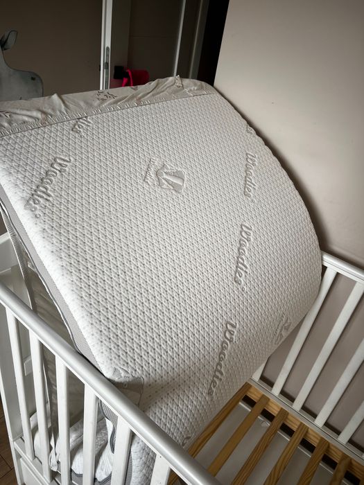 Łóżeczko niemowlęce/dziecięce Hampton Cot Woodies 140x70