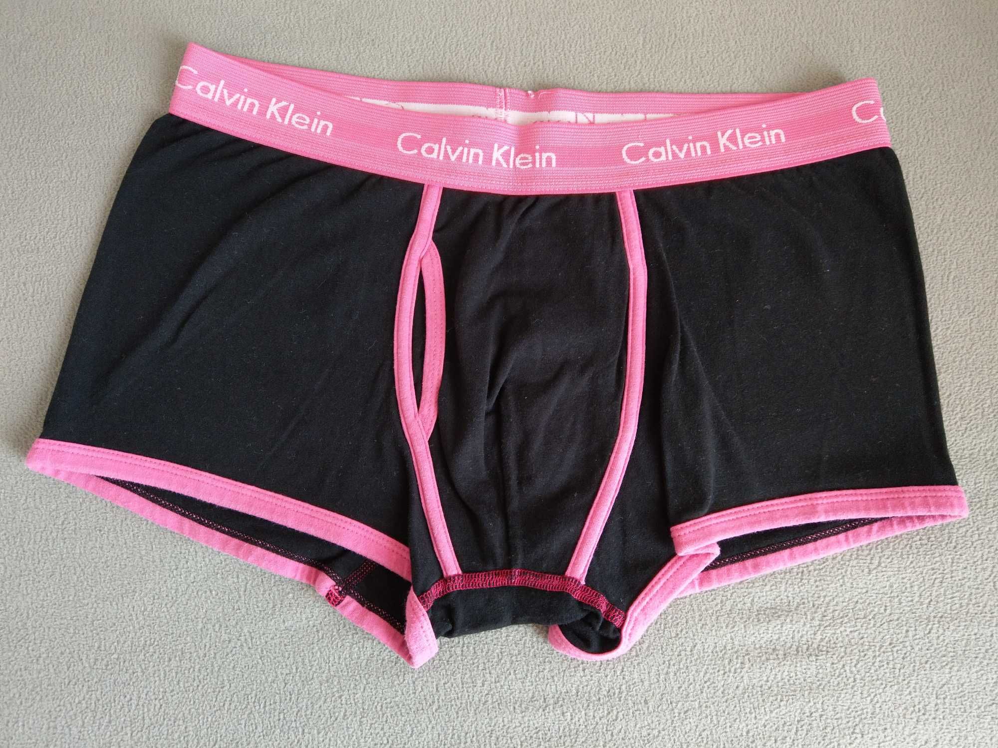 bokserki Calvin Klein czarno-rozowe z oblamowkami