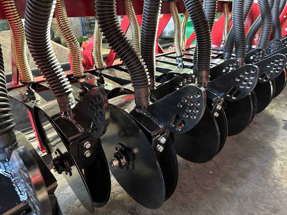 Поліна Сеялка навесная Сівалка навісна зернова, СЗ 1,8м-2,4