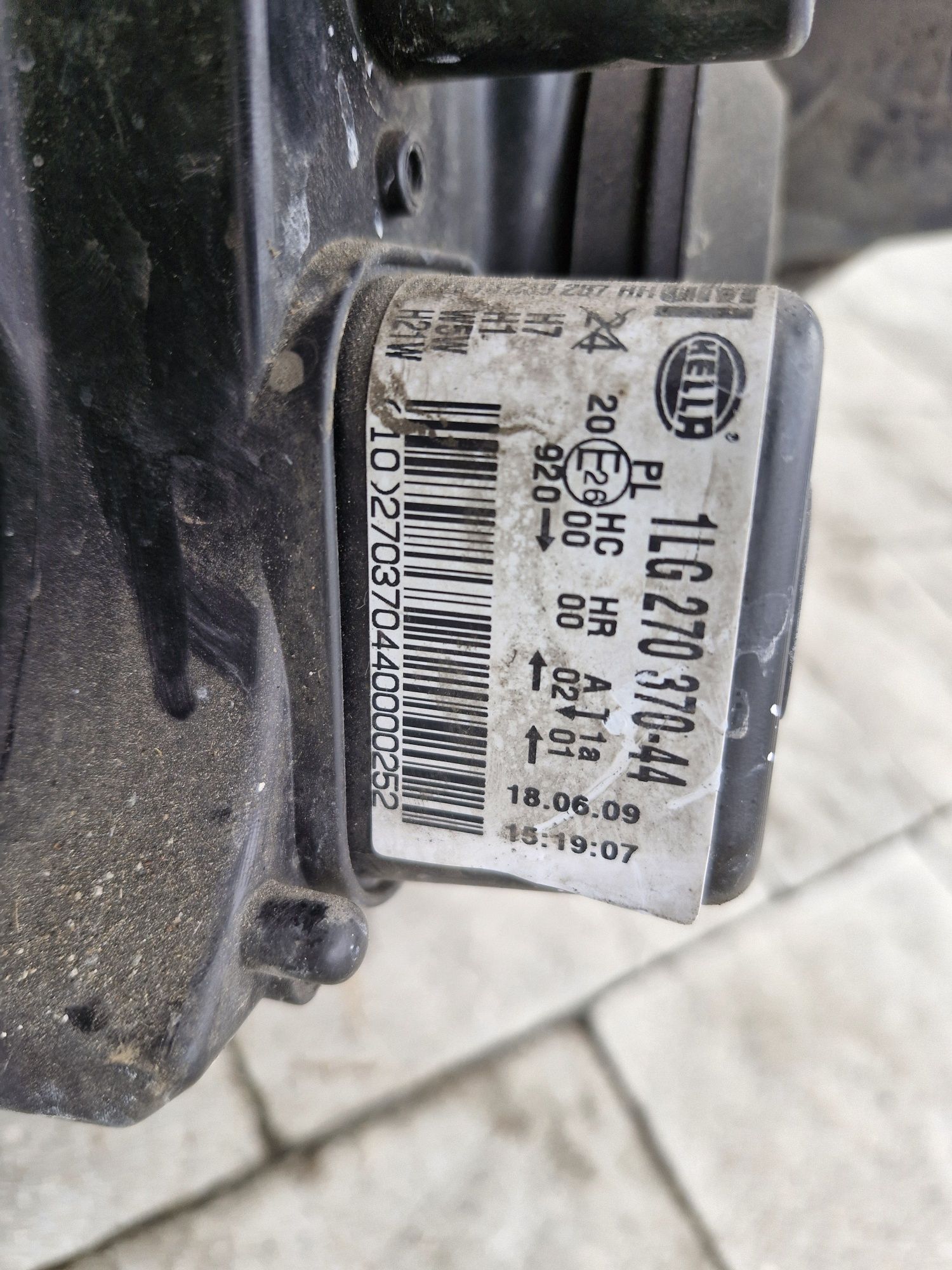 Фара ліва права фари Opel Astra H 2004-2012 БІЛІ