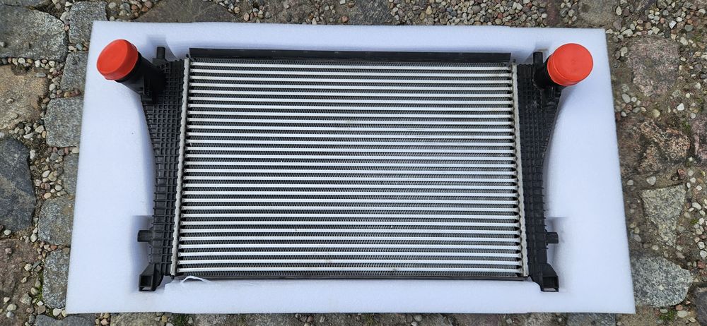 Intercooler chłodnica 2.0 tsi