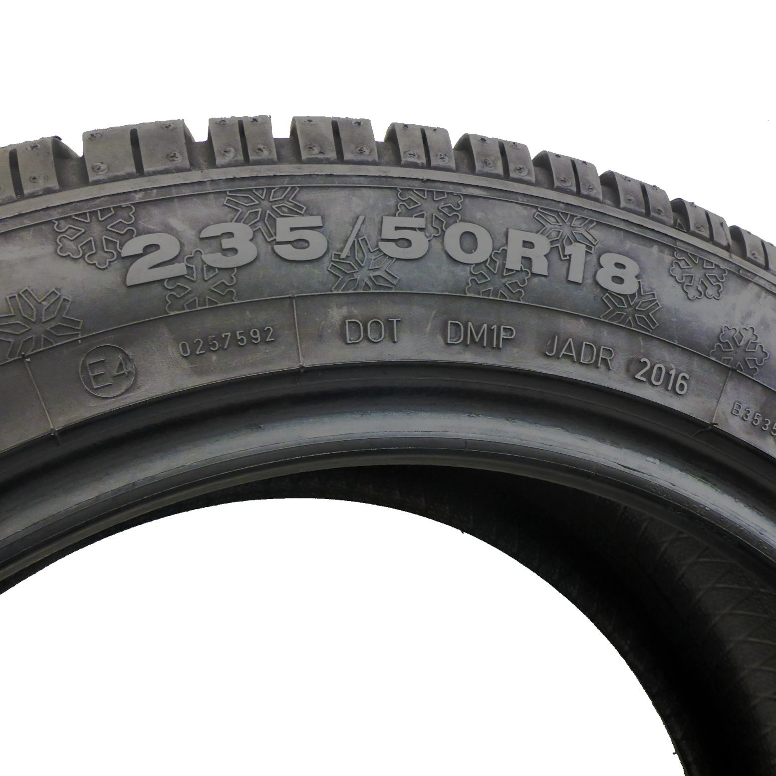235/50/18 Dunlop 235/50R18 97V SP Sport 4D M0 Zima 2016 7-7,5mm