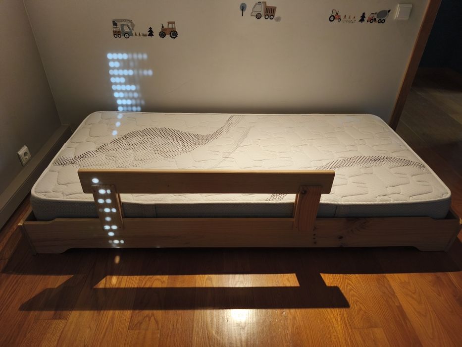 Estrado e colchao 90cm Pikolin