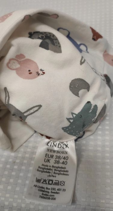 Bawełniane czapki Lindex rozmiar 38/40