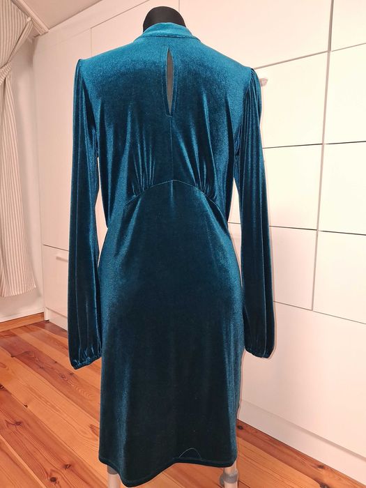 Elegancka welurowa sukienka rozm 10 w kolorze morskim