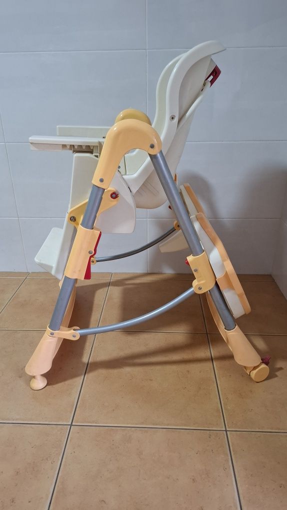 Cadeira de Refeição p/ Criança