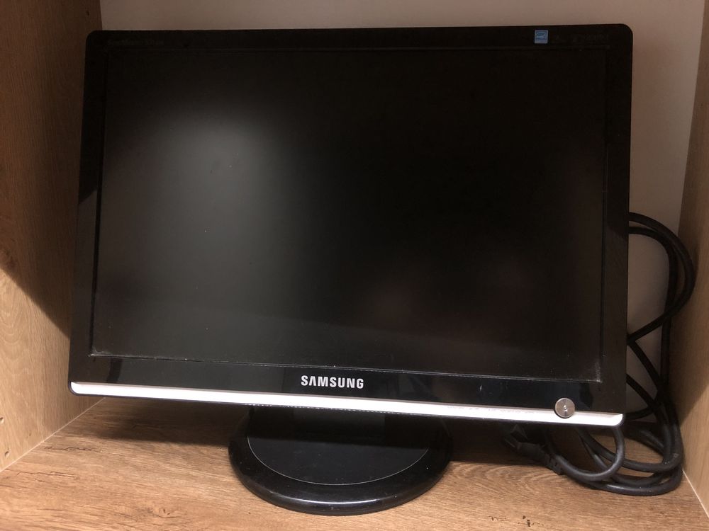 Monitor Samsung 931BW